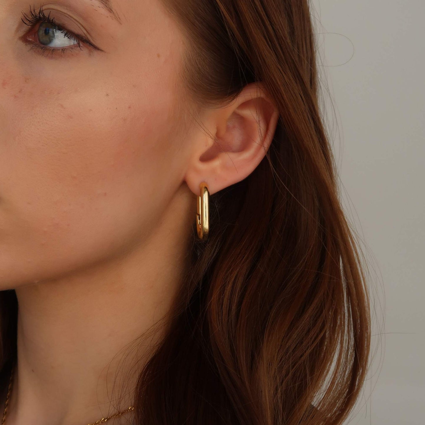 "O SHAPE GLEAM" - Gold or Silver Rectangle Hoop Earrings (Copper)