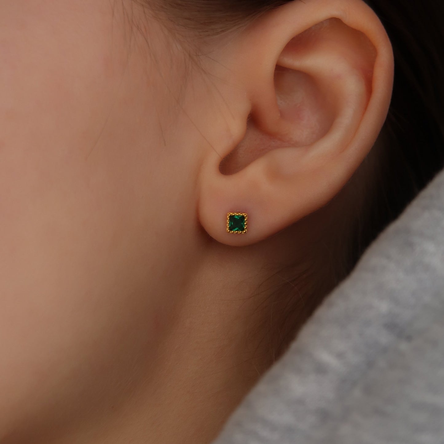 SINGLE GREEN SCREW BACK (single earring) - Gold Plated Sterling Silver Studs