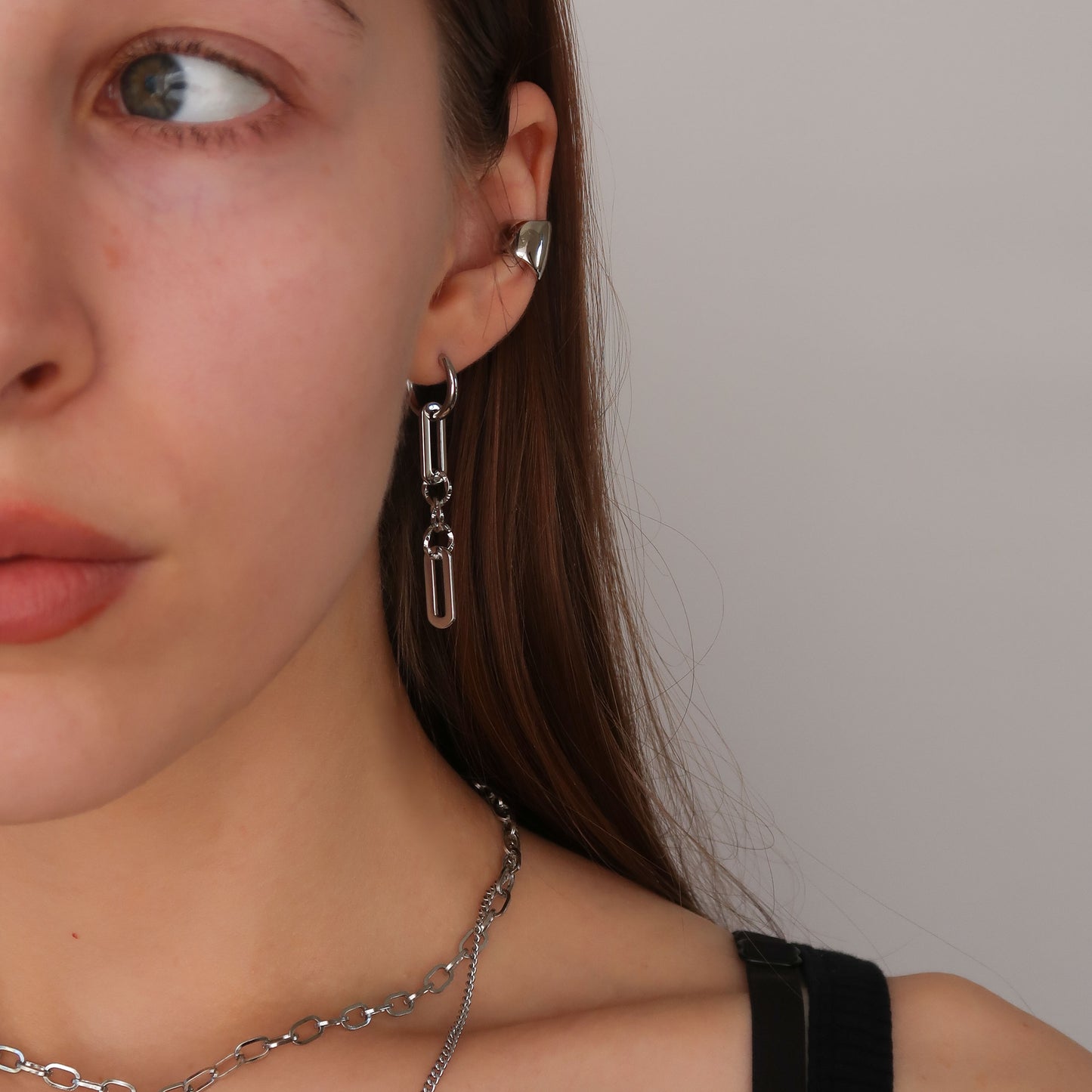 Chunky Silver Ear Cuff (non-slip design) - Thick No Piercing Earring