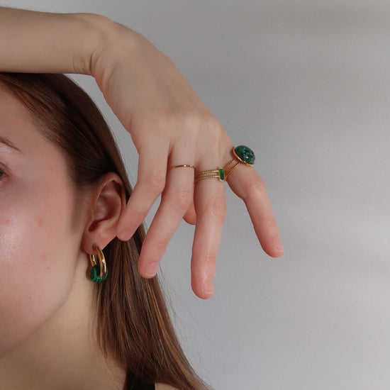 TEX GREEN GEM - Textured Double Band Gold Ring (size 5.5 - 7)