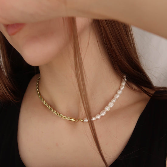 Pearl Gold Rope Chain Necklace (45cm) - Synthetic Pearls on Gold Brass