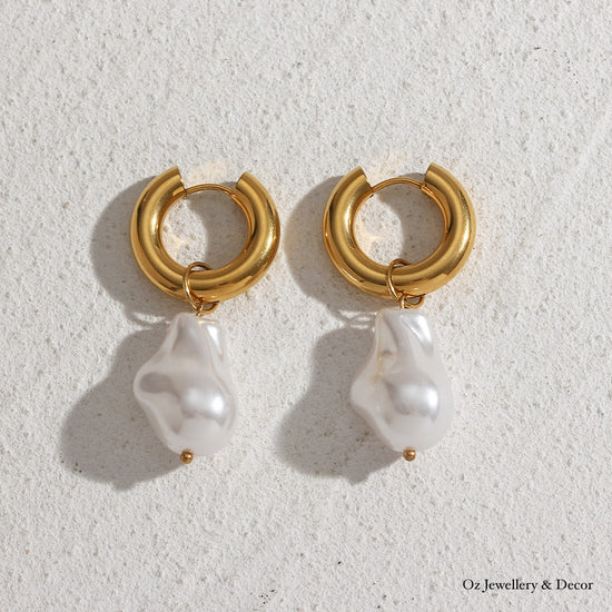 Chunky Rich Peal Hoops: Gold Plated Stainless Steel (Synthetic Pearl)